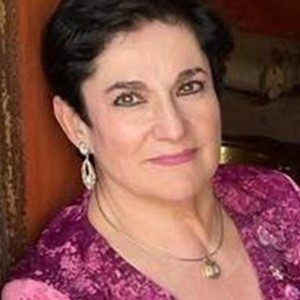 Dra. María Teresa Narvaez Cordova